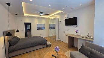 Harrow Boutique Suites and Rooms