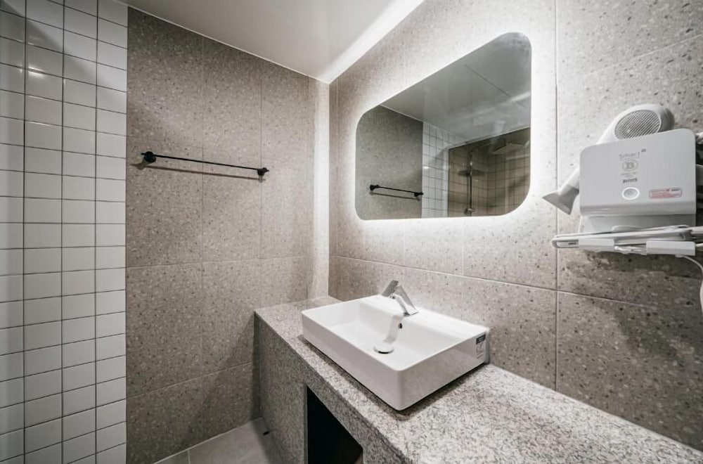 BROWNDOT HOTEL ANDONG OKDONG