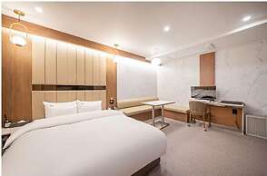 BROWNDOT HOTEL ANDONG OKDONG