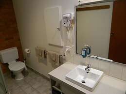 Werribee Motel and Apartment