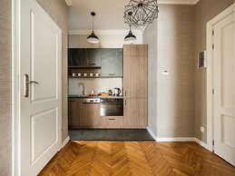 Fragola Apartments Florian Gate
