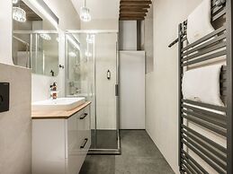 Fragola Apartments Florian Gate