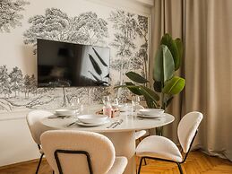 Fragola Apartments Florian Gate