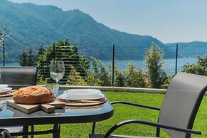 Villa Caterina–Lake View Terrace and Garden