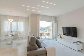 Villa Caterina–Lake View Terrace and Garden