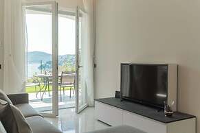 Villa Caterina–Lake View Terrace and Garden