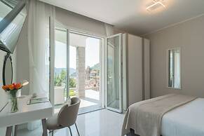 Villa Caterina–Lake View Terrace and Garden