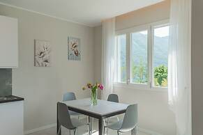 Villa Caterina–Lake View Terrace and Garden