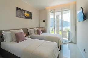 Villa Caterina–Lake View Terrace and Garden
