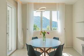 Villa Caterina–Lake View Terrace and Garden