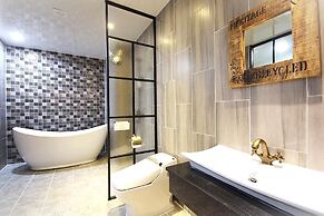 Heritage Hotel