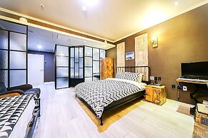 Heritage Hotel