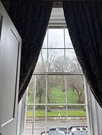 Regal Rooms