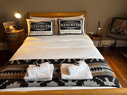 Regal Rooms