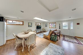 Walkable, Dog Friendly! Friday Harbor Stay w/ Deck