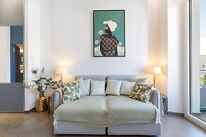 405 Le Blue in Cannes