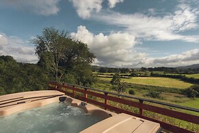 Lyth Valley - X6 Bed Country House Ridgestone
