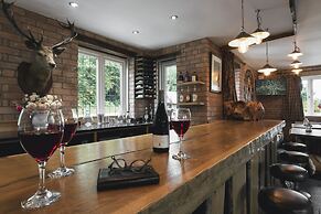 Lyth Valley - X6 Bed Country House Ridgestone