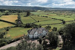 Lyth Valley - X6 Bed Country House Ridgestone