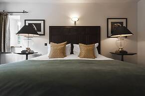 Lyth Valley - X6 Bed Country House Ridgestone