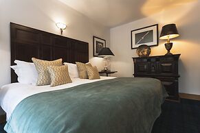 Lyth Valley - X6 Bed Country House Ridgestone