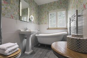 Lyth Valley - X6 Bed Country House Ridgestone