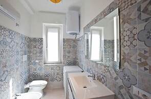 Surf and Windsurfer House Anzio