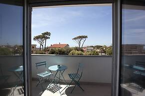 Surf and Windsurfer House Anzio
