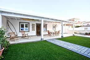 Surf and Windsurfer House Anzio