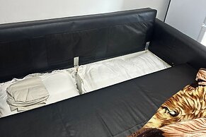 Cozy 1 Bed Apt Sleeps 4 With Garden Views