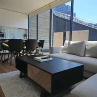 Charming 2-bedroom Apartment in Central Melbourne