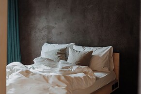 Atto Apartments & Suites