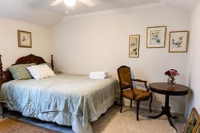 Carlton Family Suite
