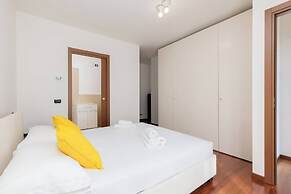 Large Duplex With Private Terrace Gluck Milan