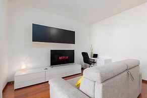 Large Duplex With Private Terrace Gluck Milan