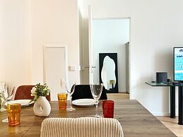 Céline 28