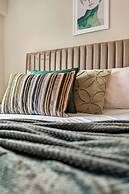 Stylish 2 Bed  2 Bathrooms Free Parking