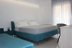 Xenia Room