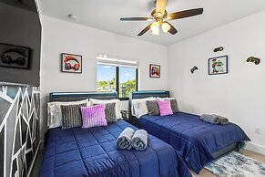 Villa Sunset by Glam Homes