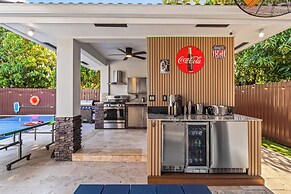 Villa Sunset by Glam Homes