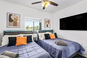 Villa Sunset by Glam Homes