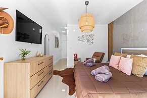Villa Sunset by Glam Homes