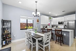 Villa Sunset by Glam Homes