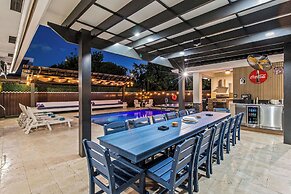 Villa Sunset by Glam Homes