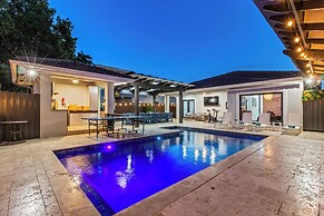 Villa Sunset by Glam Homes