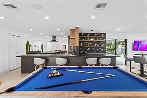 Villa Platinum by Glam Homes