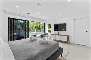 Villa Platinum by Glam Homes