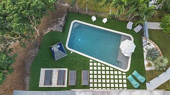 Villa Platinum by Glam Homes