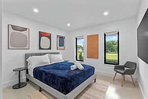 Villa Platinum by Glam Homes