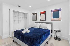 Villa Platinum by Glam Homes